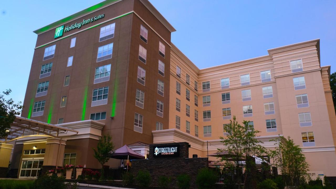 Holiday Inn & Suites Philadelphia W - Drexel Hill By Ihg Exterior photo